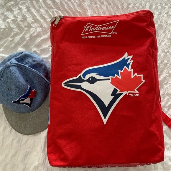 Budweiser Blue Jays cooler bag nap sac & cap - Picture 1 of 14